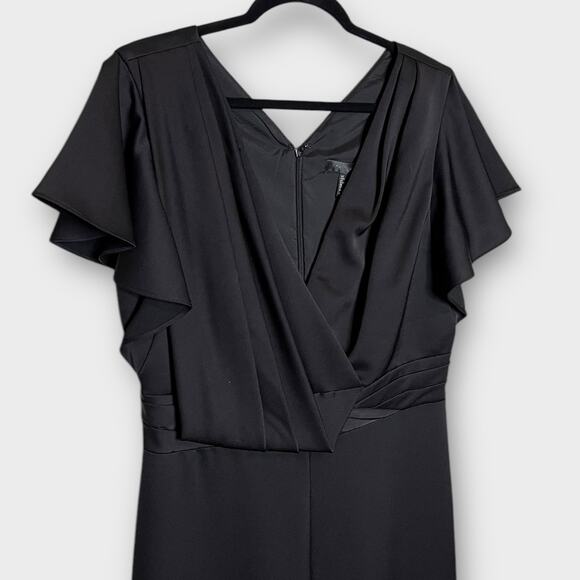 NWT AIDAN MATTOX black satin flutter sleeve v neck jumpsuit size 10 cocktail - Picture 3 of 8